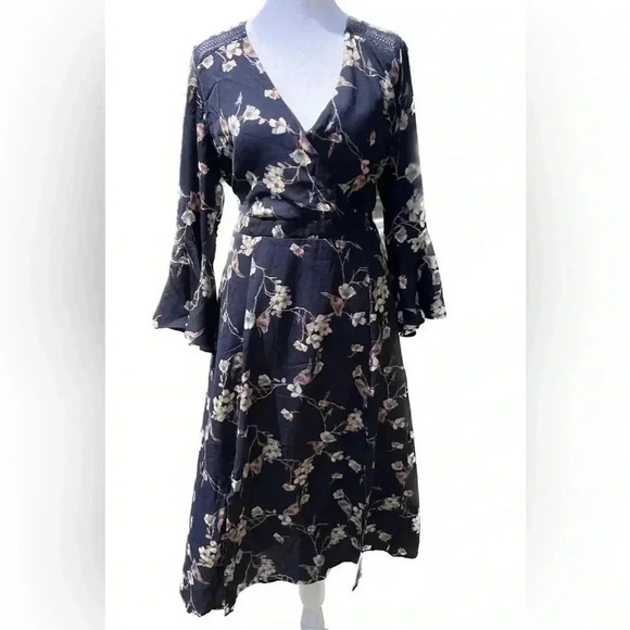 Collective Concepts Dresses & Skirts - NWT Collective Concepts Navy Floral Dress Size M